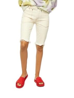 We The Free Cream Bermuda Shorts High-Rise Size 27 NWOT